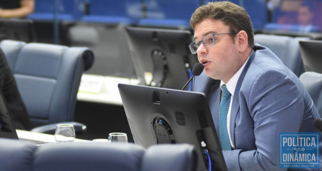 Vereador Aluísio Sampaio questionou necessidade do depoimento do ex-secretário à CPI. 