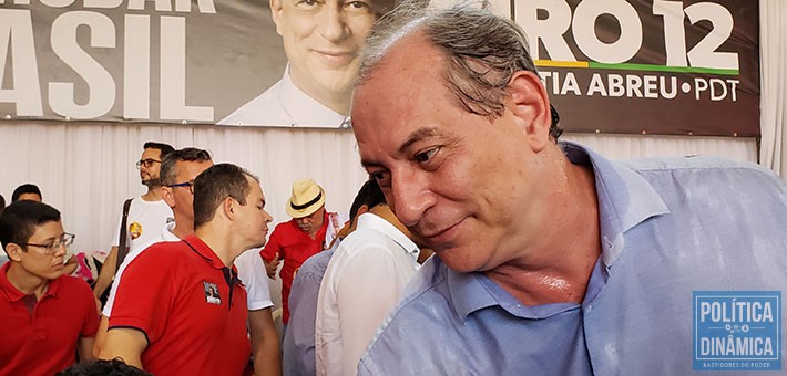 Ciro olha com cuidado para o atual cenário político do Brasil e diz que há muito risco em 2018 (foto: Marcos Melo | politicaDinamica.com)                            </div>

                            <div class=