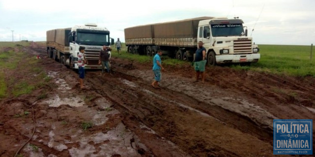 Foto das condições da rodovia Transcerrados no Piauí. (imagem: Aprosoja)