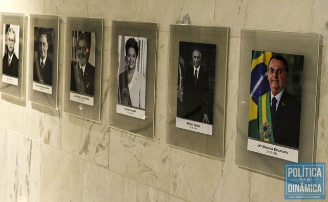 Jair Bolsonaro na galeria dos presidentes (Foto: Valter Campanato/Agência Brasil)