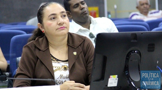 Cida cobra liberação de emendas impositivas (Foto: Jailson Soares/PoliticaDinamica.com)
