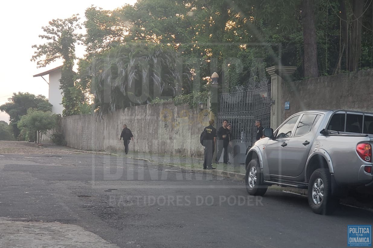 PF cumpre mandados de busca e apreensão em endereços do senador Ciro Nogueira em Teresina (foto: Jailson Soares | PoliticaDinamica.com)