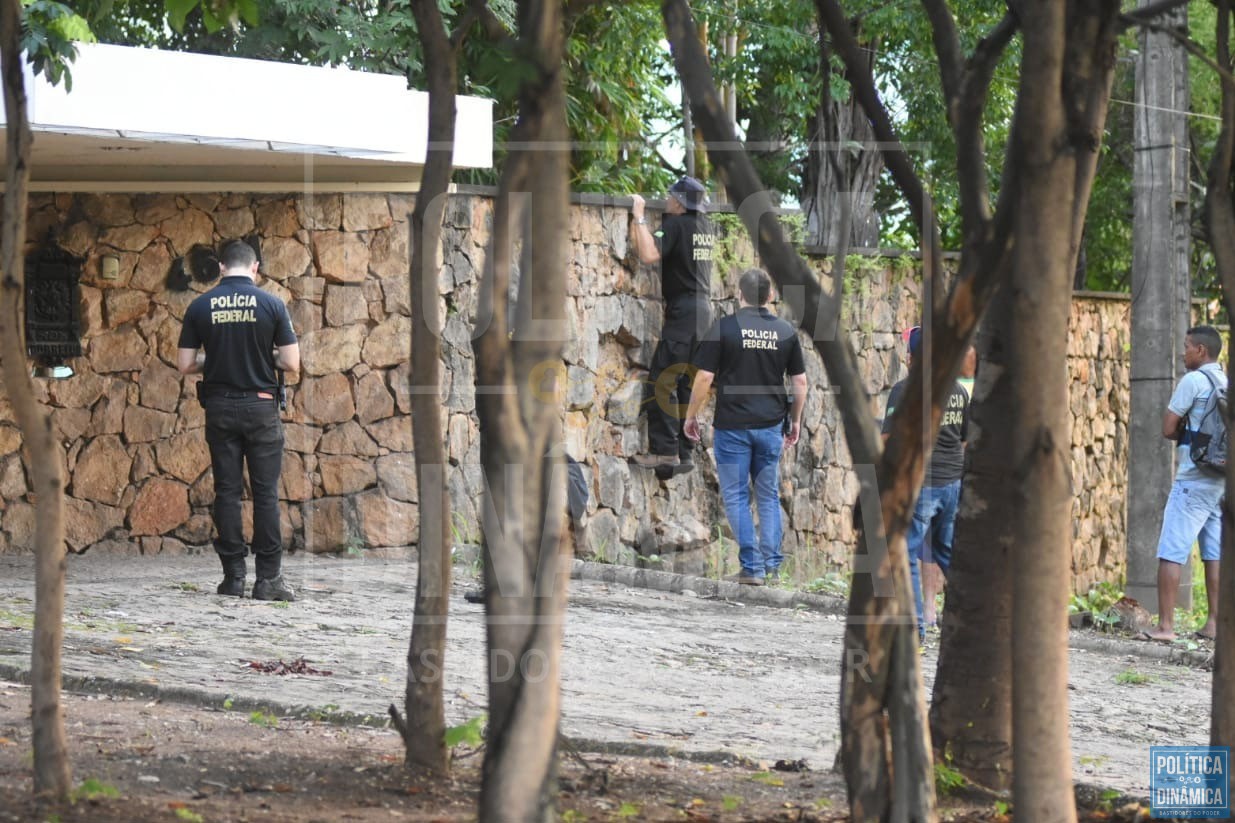 PF cumpre mandados de busca e apreensão em endereços do senador Ciro Nogueira em Teresina (foto: Jailson Soares | PoliticaDinamica.com)