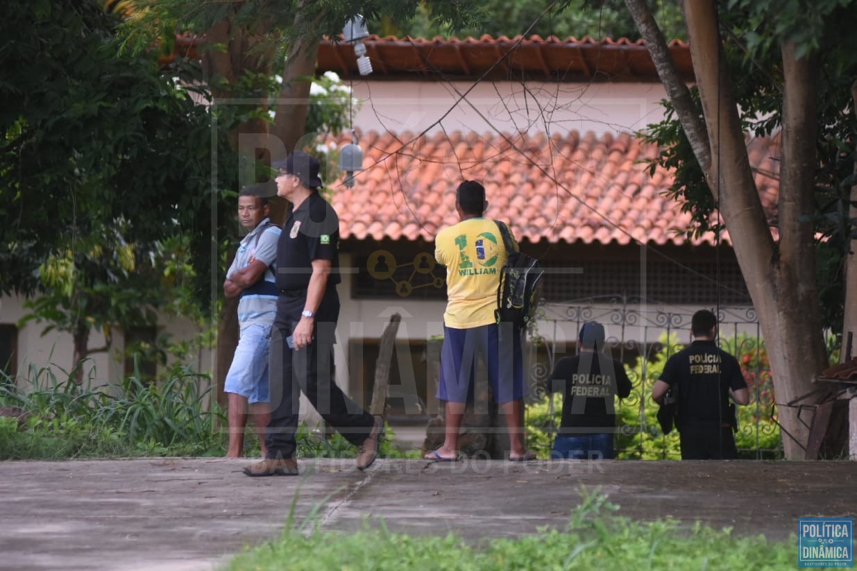 PF cumpre mandados de busca e apreensão em endereços do senador Ciro Nogueira em Teresina (foto: Jailson Soares | PoliticaDinamica.com)