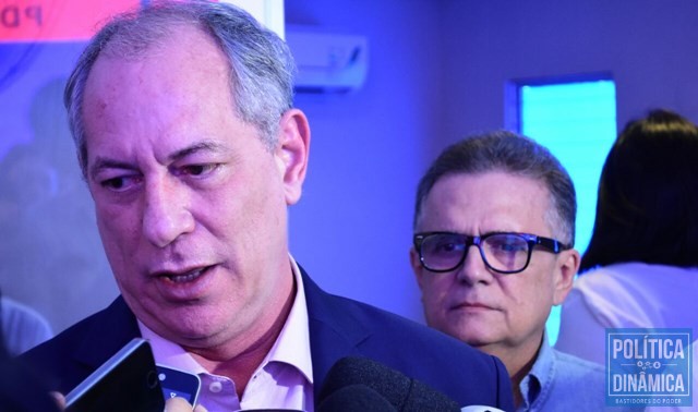 Ciro prestigiou evento do PDT em Teresina (Foto: Jailson Soares/PoliticaDinamica.com)