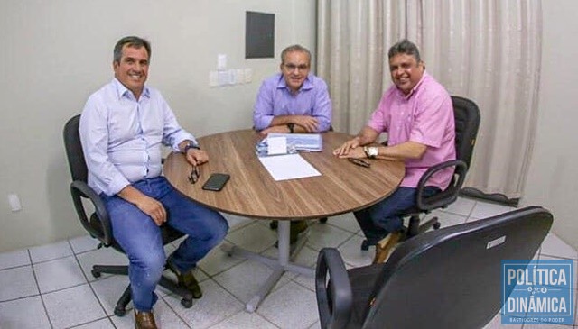 Reunião que definiu o acordo político (Foto: Reprodução/Facebook)