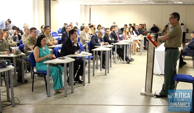 Comandante geral da PM-PI durante audiência (Foto: Jailson Soares/PoliticaDinamica.com)