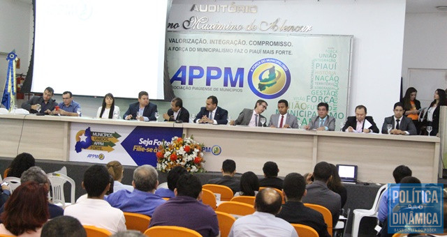 Prefeitos pedem ajuda para receber verba atrasada (Foto:Jailson Soares/PoliticaDinamica)