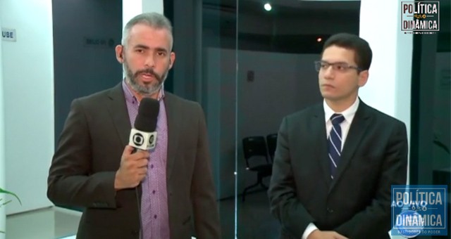 Era visível que o secretário Daniel Oliveira estava odiando ser questionado sobre a gestão incompetente da SEJUS, foi quando usou a tática mais comum da gestão de Wellington Dias: tentou intimidar a imprensa (imagem: reprodução)