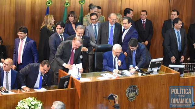 Para alguns deputados, banco é desconhecido (Foto: Jailson Soares/PoliticaDinamica.com)