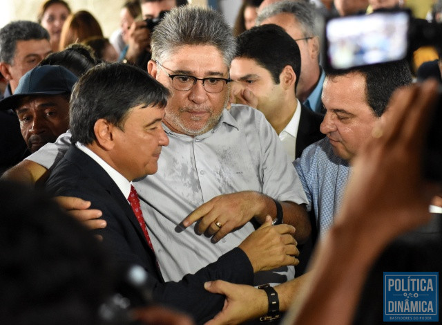 Chegada do dinheiro agita base do governador (Foto: Jailson Soares/PoliticaDinamica.com)