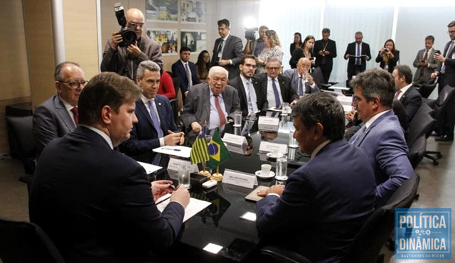Reunião com o ministro Canuto em Brasília (Foto: Divulgação/Assessoria Governador)