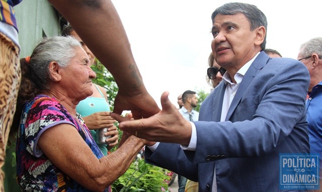 Governador visitou local da tragédia (Foto: Jailson Soares/PoliticaDinamica.com)
