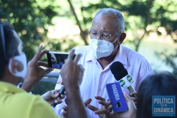  De protagonista de memes, Doutor Pessoa poderá estampar cartazes de protestos (Foto: Jailson Soares | PD)