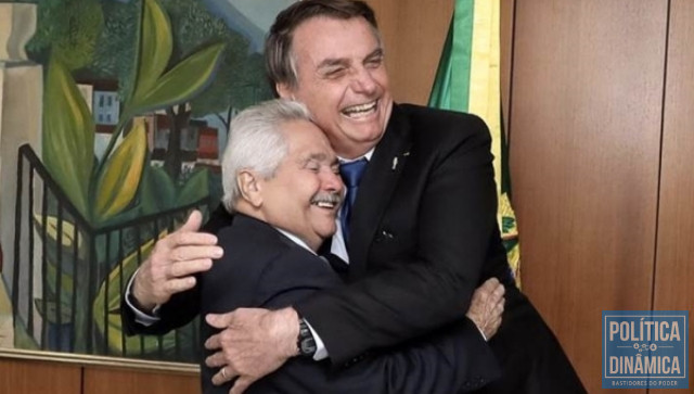 Senador Elmano Férrer e o presidente Jair Bolsonaro. 