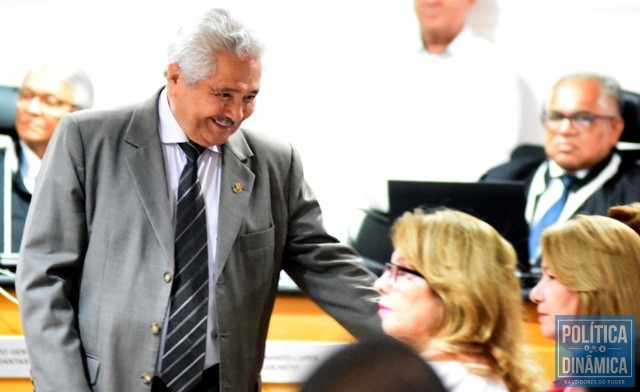 Elmano minimiza busca por cargos (Foto: Jailson Soares/PoliticaDinamica.com)