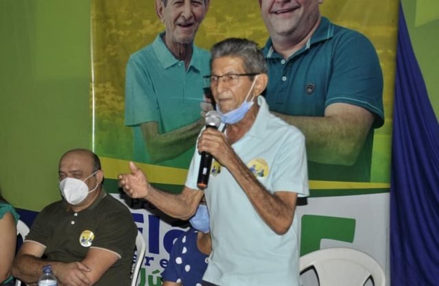 Elói Pereira tenta ser prefeito de Barro Duro mais uma vez (Foto: Reprodução/Facebook)