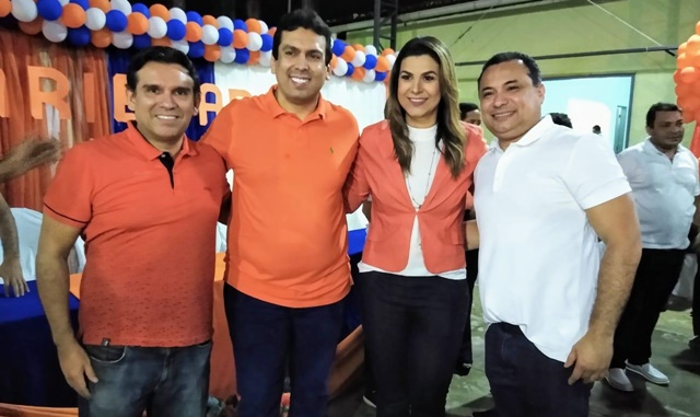 Marllos Sampaio com Marcos Vinícius, Marina e Evaldo (Foto: Divulgação/Solidariedade)