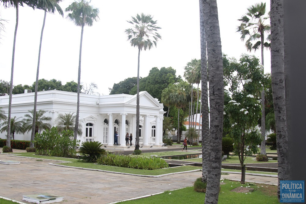 Palácio de Karnak, sede do executivo piauiense (foto: Jailson soares | PD)