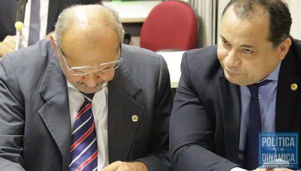 Deputados Evaldo Gomes e Fernando Monteiro tentam manter chapinhas (Foto:JAilsonSoares/PoliticaDinamica.com)