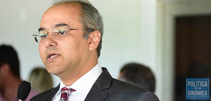 O parlamentar tucano alega que pelo interior do estado as pessoas já se cansaram de ser enganadas com promessas de Wellington Dias (foto: Jailson Soares | politicaDinamica.com)