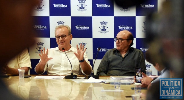 Firmino reuniu equipe e anunciou medidas (Foto: Jailson Soares/PoliticaDinamica.com)