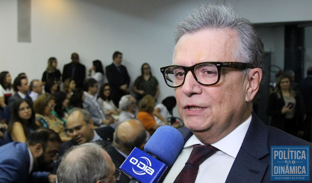 Deputado defende prioridade para famílias (Foto: Jailson Soares/PoliticaDinamica.com)