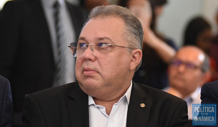 O melhor candidato pra enfrentar é aquele que já perdeu: Florentino é o sonho que o povo de Mão Santa quer enfrentar -- e derrotar! -- outra vez (foto: Jailson Soares | PD)