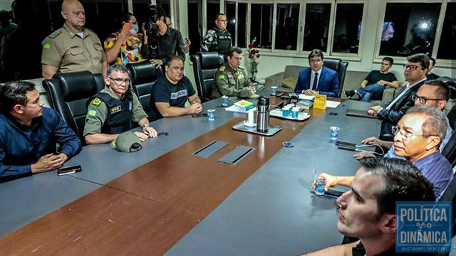 Ainda na noite desse domingo, Governador Rafael Fonteles reuniu cúpula da Segurança para tratar estratégias contra possíveis ataques no Piauí (foto: redes sociais)