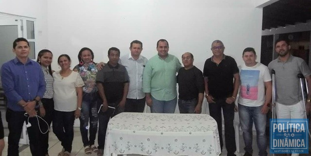 Lideranças de Manoel Emídio confirmam apoio (Foto: Divulgação/Assessoria)