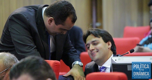 Georgiano Neto e Flávio Nogueira Júnior exercem mandato na Alepi e têm os pais deputados federais (Foto: Jailson Soares/PoliticaDinamica.com)