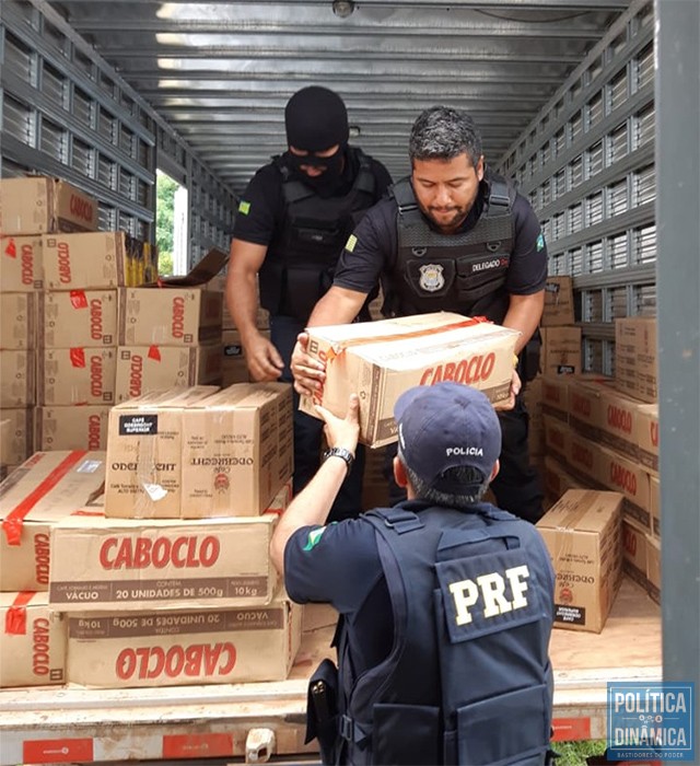 A operação do Greco com a PRF investiga roubo e receptação de carga num esquema que envolve vários estados e diversas cidades (foto: Polícia Civil | politicaDInamica.com)