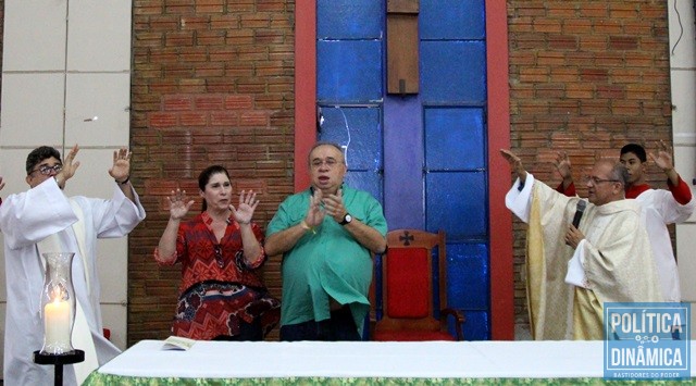 Missa acontece anualmente na Vila da Paz (Foto: Jailson Soares/PoliticaDinamica.com)