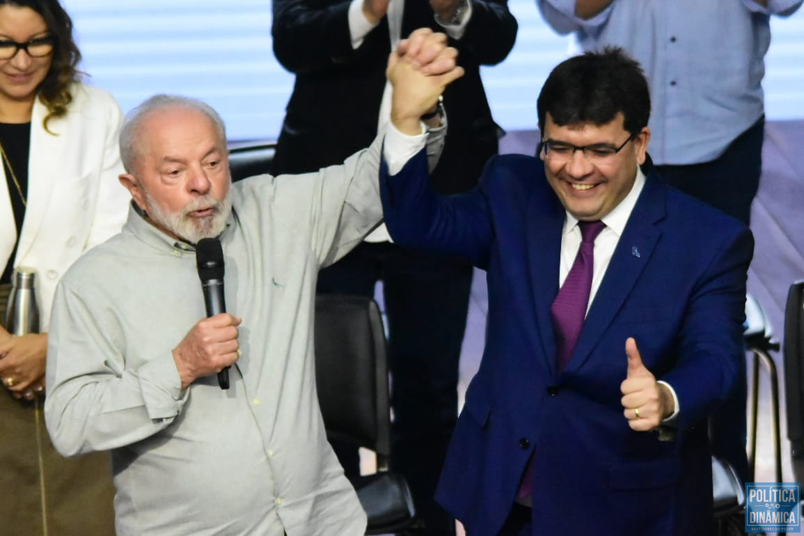 Lula e o governador do Piauí, Rafael Fonteles, durante lançamento do Novo PAC (foto: Jailson Soares | PD)