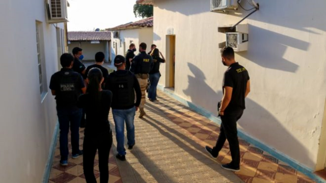 Polícia cumpriu mandados na cidade de Itaueira (Foto: Divulgação/MP-PI)