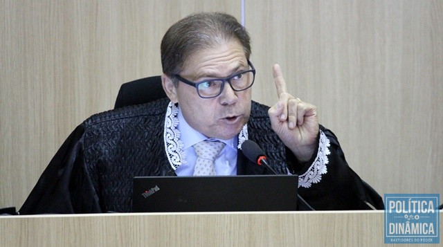 Conselheiro Jailson alegou questão de ordem (Foto: Jailson Soares/PoliticaDinamica.com)