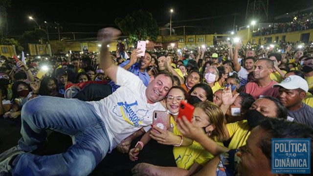 Mais de 2 mil pessoas compareceram ao evento promovido por Jeová (foto: ascom)