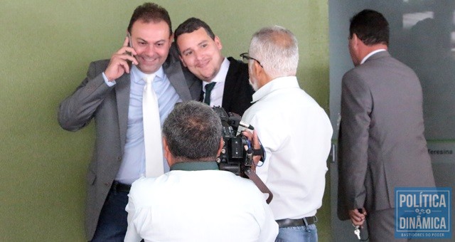 Jeová Alencar comemora vitória na Câmara (Foto: Marcos Melo/PoliticaDinamica.com)