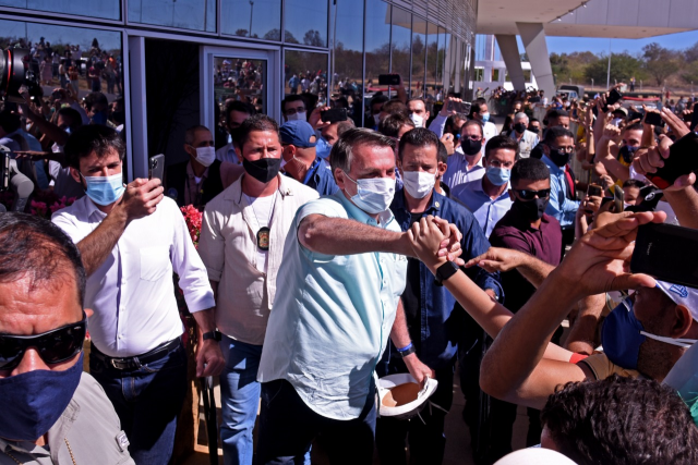 Jair Bolsonaro após desembarque em São Raimundo (Foto: Jailson Soares/O Dia)