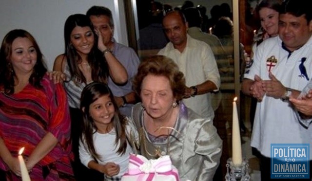 Mãe do deputado estadual tinha 86 anos de idade (Foto: Arquivo da Família)