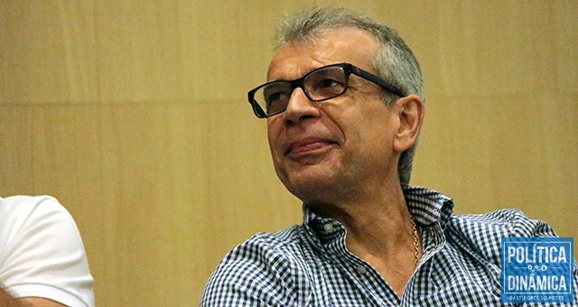 Para Júlio, JVC será um excelente governador (Foto: Marcos Melo/PoliticaDinamica)