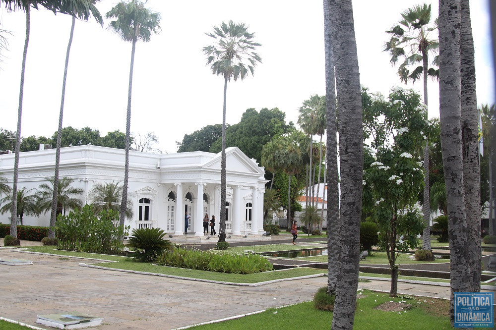 Palácio de Karnak, sede do Governo do Piauí (foto: Jailson Soares | PD)