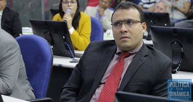 Dr. Lázaro criticou descaso do governo (Foto: Jailson Soares/PoliticaDinamica)