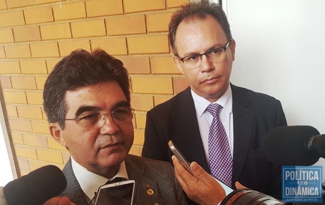 Limma e Ricardo Pontes na Assembleia (Foto: Jailson Soares/PoliticaDinamica.com)
