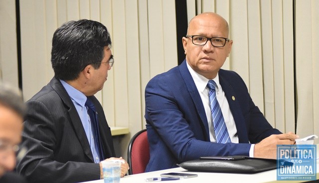 Os deputados Limma e Franzé na audiência (Foto: Jailson Soares/PoliticaDinamica.com)