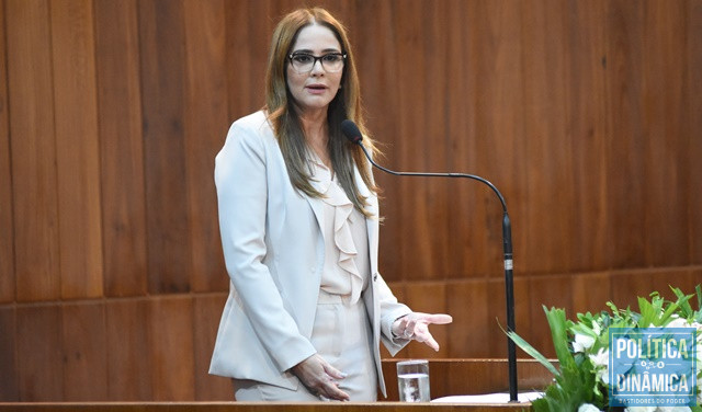 Deputada defende atitude de Teresa Britto (Foto: Jailson Soares/PoliticaDinamica.com)