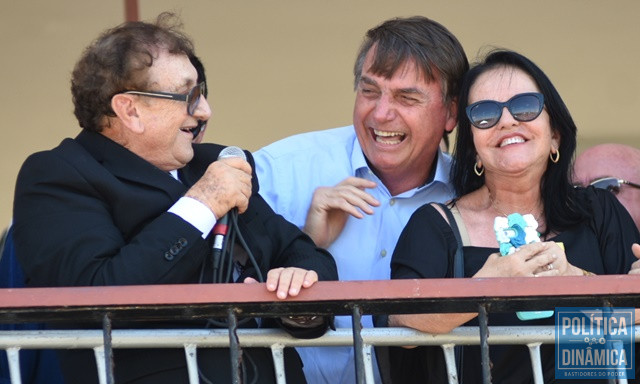 Mão Santa ao lado de Bolsonaro no Piauí (Foto: Jailson Soares/PoliticaDinamica.com)