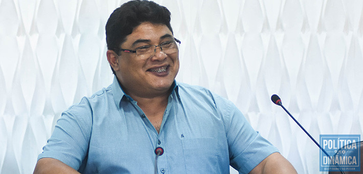 Eleitorado de Altos parece ter se encontrado no discurso de renovação: Maxwell lidera as pesquisas (foto: Jailson Soares | PoliticaD                            </div>

                            <div class=