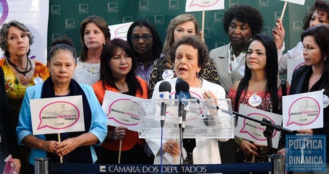Cota visa aumentar presença feminina (Foto: Edilson Rodrigues/Agência Senado)