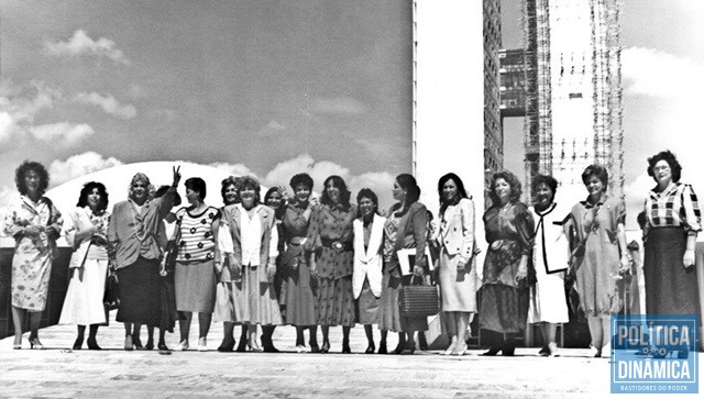 Foto histórica das 26 mulheres constituintes (Foto: Arquivo Câmara dos Deputados)